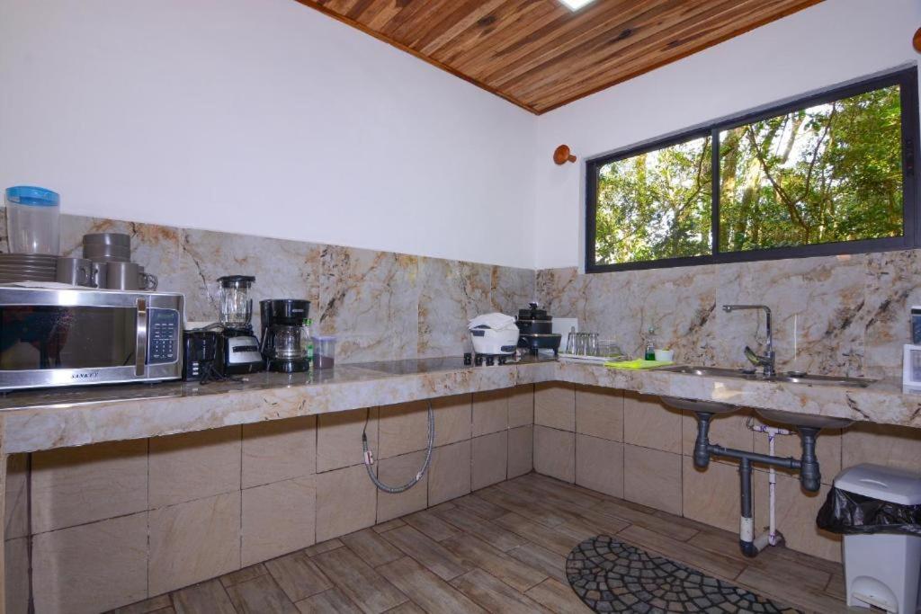 Cabanas Roca Verde Monteverde 外观 照片