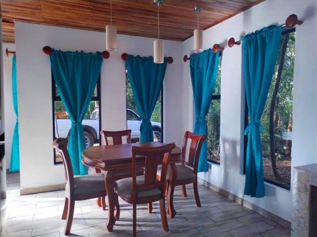 Cabanas Roca Verde Monteverde 外观 照片