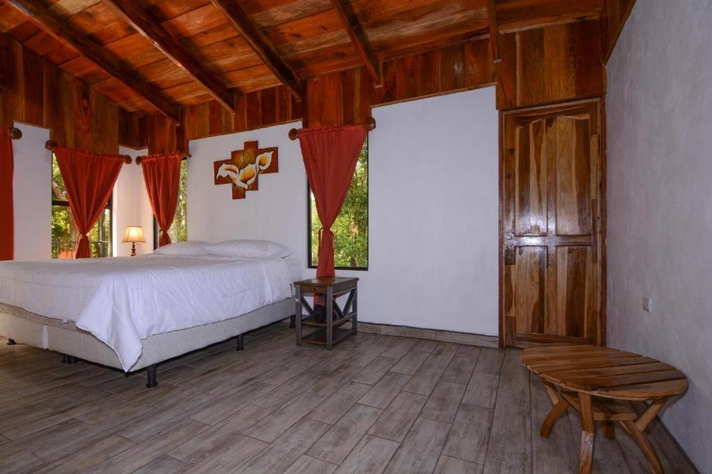 Cabanas Roca Verde Monteverde 外观 照片