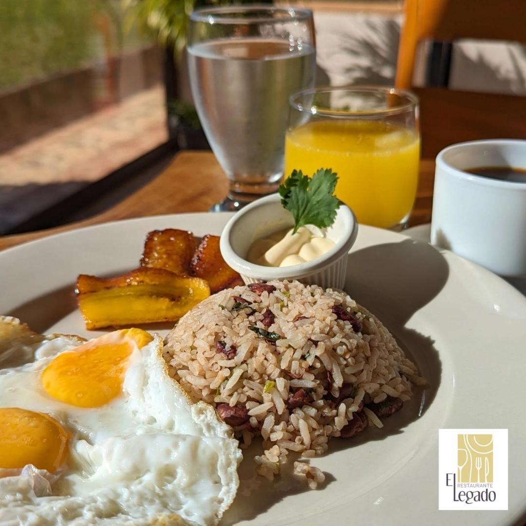 Cabanas Roca Verde Monteverde 外观 照片